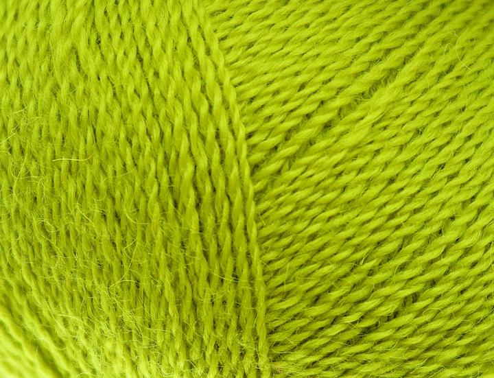 Actual product image Rowan Fine Lace (400 m)