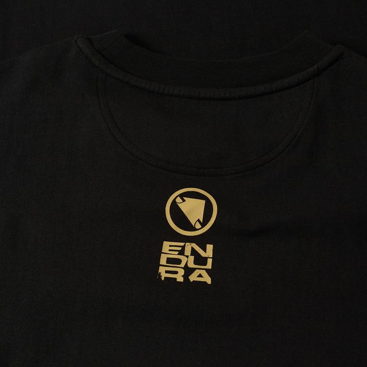 Actual product image Endura Ltd Graphic Tee T-Shirt (L)