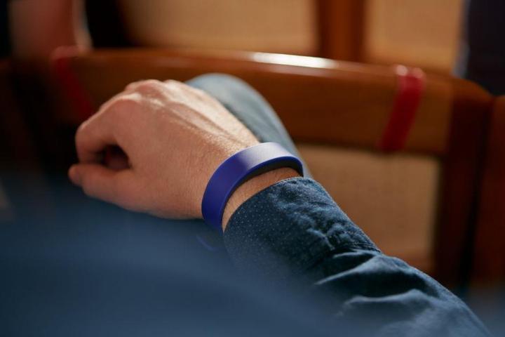 Actual product image Sony Smartband 2 SWR12