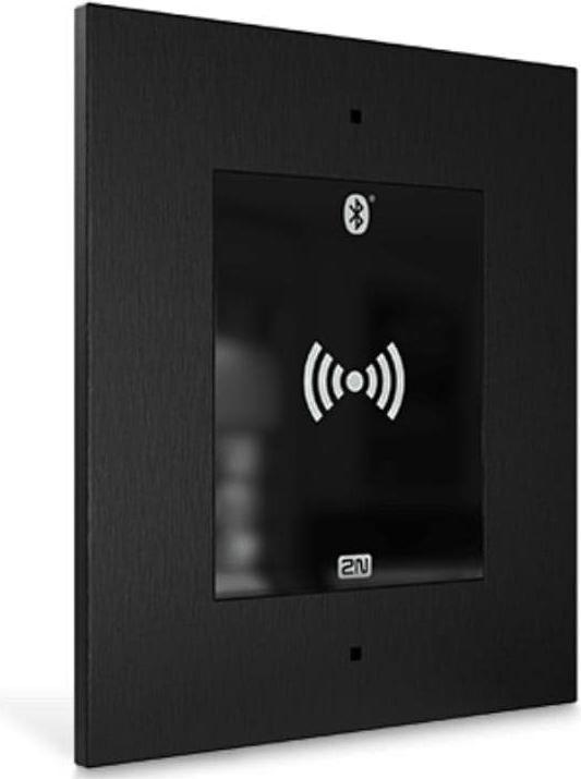 Produktbild 2N Access Unit 2.0 Bluetooth & RFID - 125kHz, secured 13.56MHz, NFC