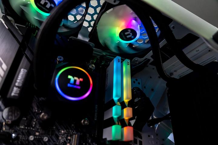 Produktbild Thermaltake AH T200 (mATX, Mini-ITX)