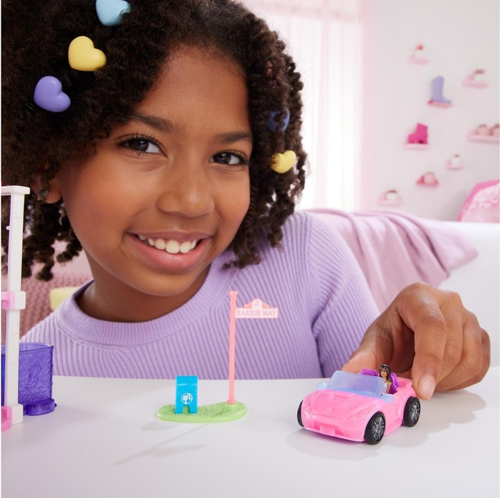 Produktbild Barbie Mini BarbieLand Puppe und Cabrio