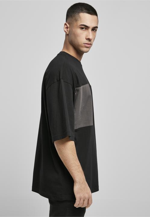 Produktbild Urban Classics Big Double Pocket Tee (S)