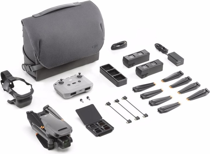 Produktbild DJI Mavic 3 Fly More Combo (46 min, 895 g, 20 Mpx)