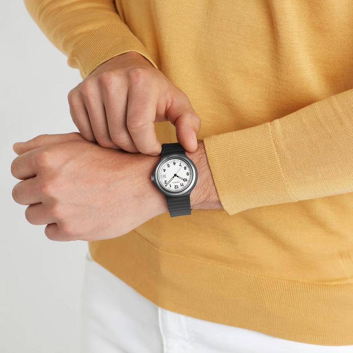 Actual product image M Watch Mondaine Maxi 38 (Analogue wristwatch, Swiss made, 38 mm)