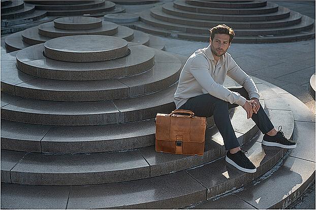 Actual product image The Chesterfield Brand Briefcase Stuttgart 1071 (15.40")