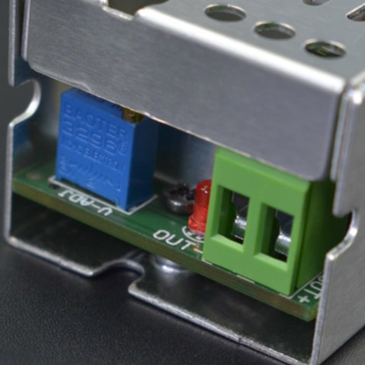 Produktbild DFRobot DC-DC Buck Boost Converter Modul 5A