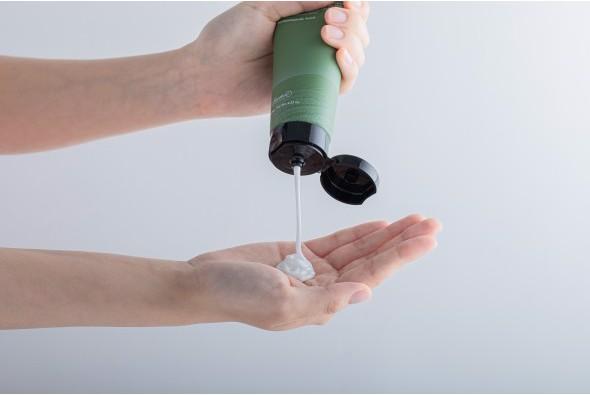 Produktbild Benton deep green tea cleansing foam (Reinigungsschaum, 120 ml)