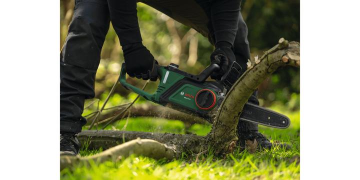 Actual product image Bosch Home & Garden PKE18V-30-28 solo (Battery chain saw)