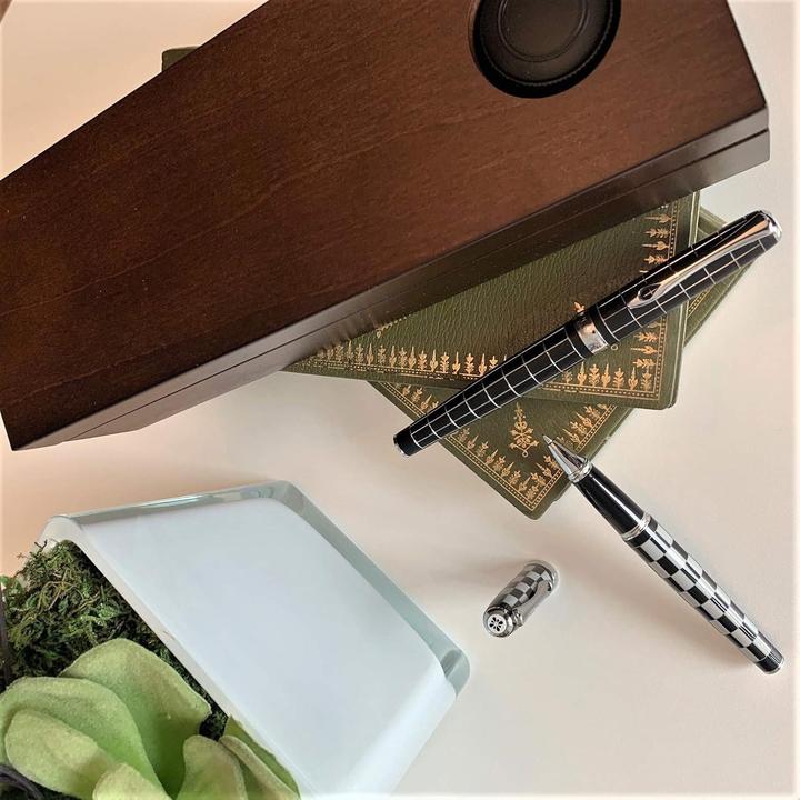 Immagine prodotto Diplomat Biros Excellence A plus rombo guilloché lapis nero easyFLOW (Argento, Nero, 1x)