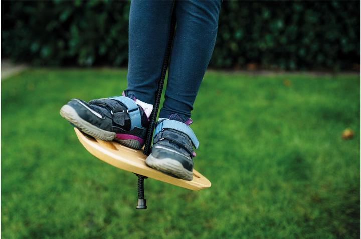 Image du produit small foot Balançoire disque en bois avec poignées Black Line