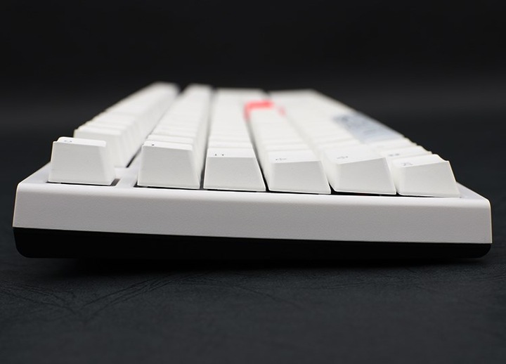Actual product image Ducky One 2 White Edition (DE, Cable)