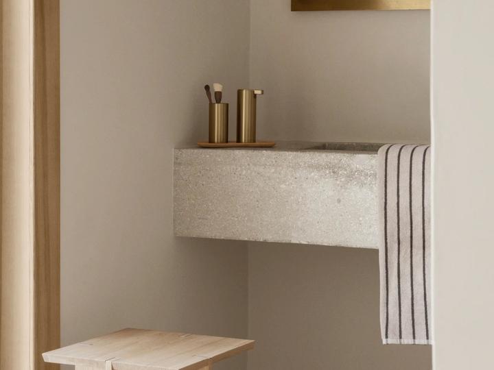 Produktbild Blomus BAKI Tablett S oak 23x10cm