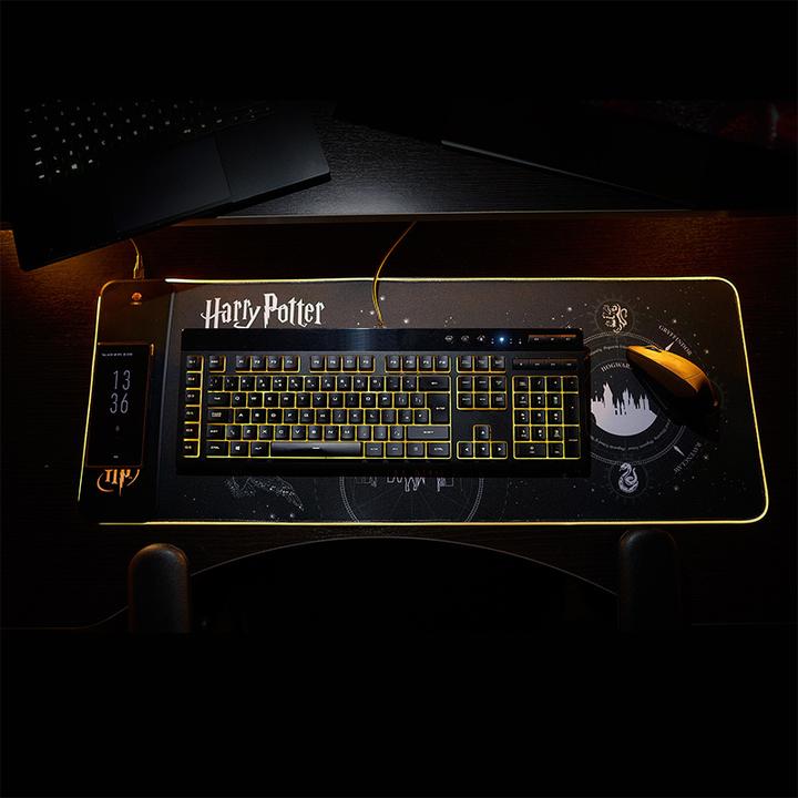 Productafbeelding Numskull Harry Potter - Oversize Gaming Mat & Mobile Charger (XXL)