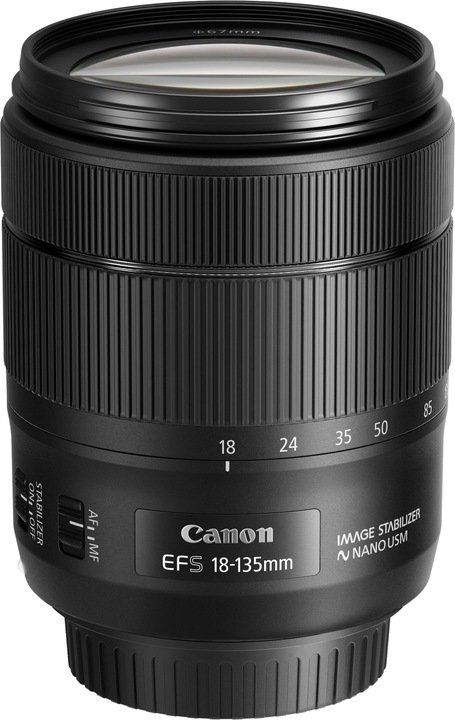Canon EF-S 18-135mm f/3,5-5,6 IS USM (Canon EF-S, APS-C / DX)