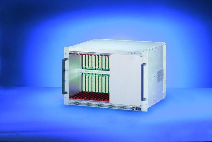 Image du produit Schroff 7 U, 12 slots, pour Transition Module - BGTR VME 7HE (1/2+6+1/2)12SL