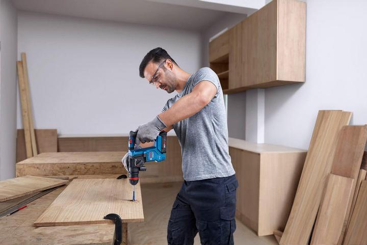 Produktbild Bosch Professional GBH 18V-18 X Akku-Bohrhammer mit ONECHUCK Solo (Batteriebetrieb)