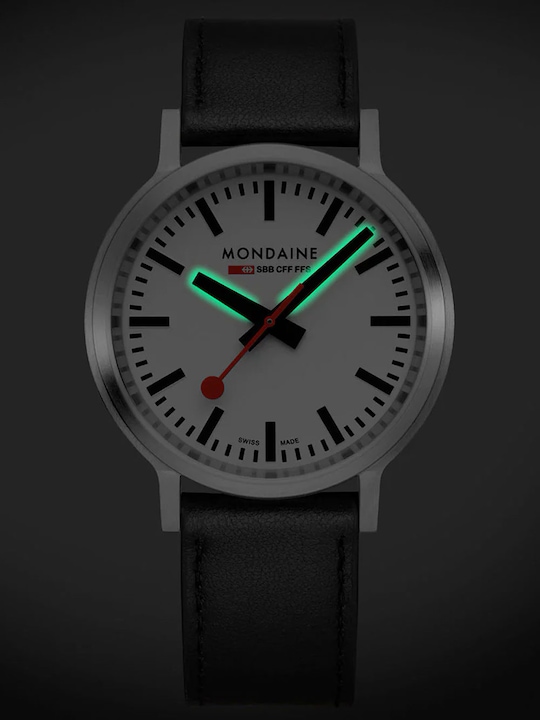 Image du produit Mondaine MST.4101B.LBV Stop2go Horloge - Horloge de gare - Saffierglas - Staal/Kunstleer - Zilver/Zwart - 41 (41 mm)