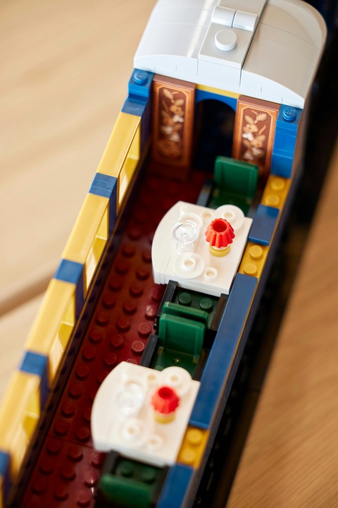 Actual product image LEGO 21344 The Orient Express (21344, LEGO Ideas, LEGO Rare Sets)
