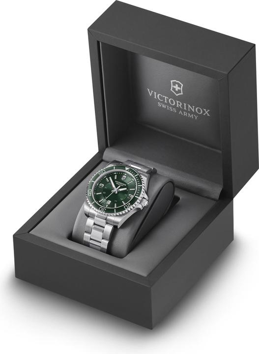 Image du produit Victorinox Montre Maverick cadran vert (Chronographe, 43 mm)