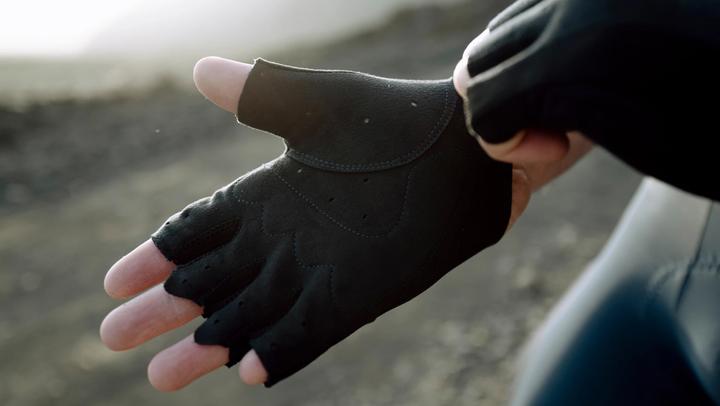 Produktbild Q 36.5 Adventure Gloves (S)