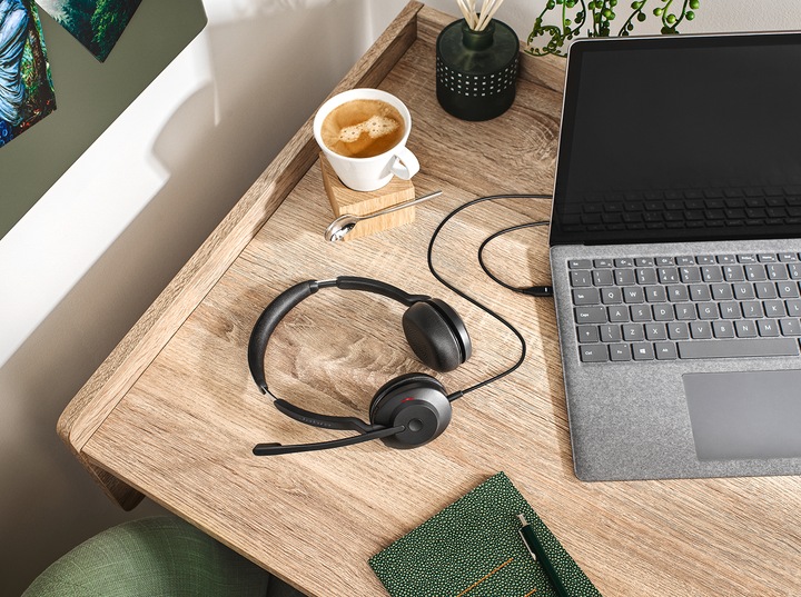 Actual product image Jabra EVOLVE2 30 SE USB-A UC (Cable, USB-A)