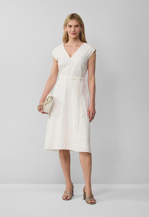 Actual product image S.Oliver Kleid Kurzes Baumwollkleid mit Stickereien und V-Ausschnitt (34)