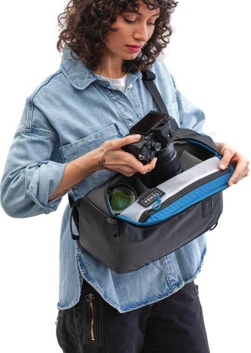 Actual product image Tenba Solstice v2 (Camera shoulder bag, 12 l)