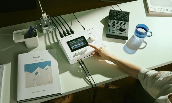 Actual product image Yamaha Audio Interface URX44 (USB)