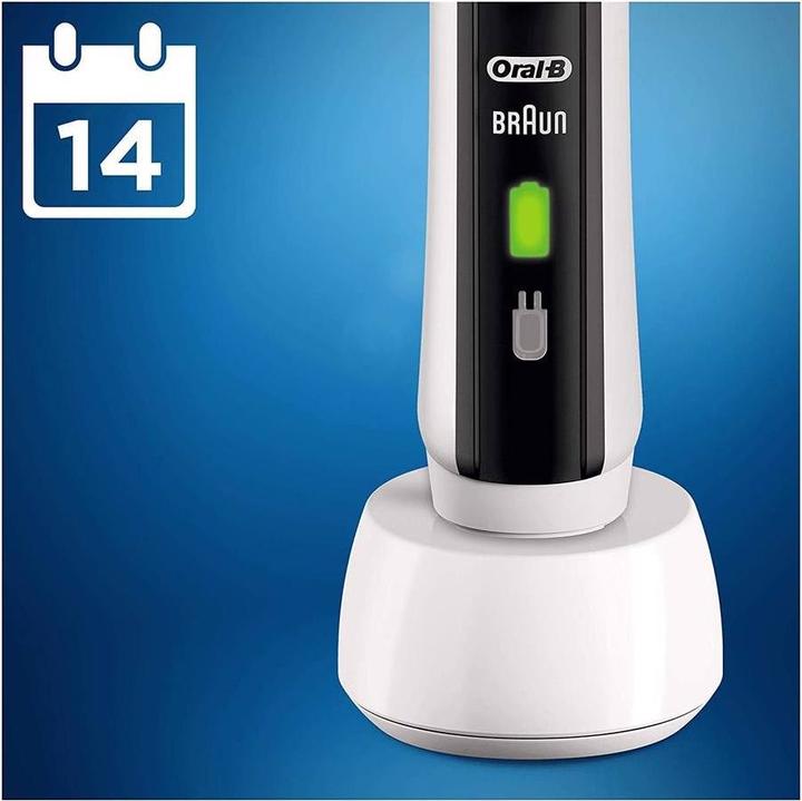 Actual product image Oral-B Pro 2 (Oscillating toothbrush)