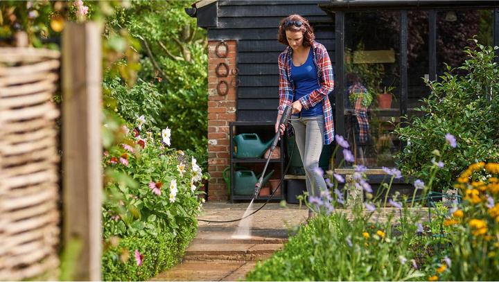 Actual product image Bosch Home & Garden EasyAquatak 120 (Electrical connection)