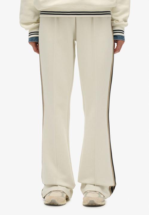 Actual product image Superdry Studios (L)