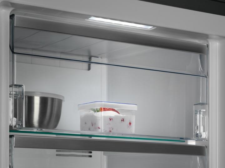 Image du produit AEG OAG7M281EW (278 l)