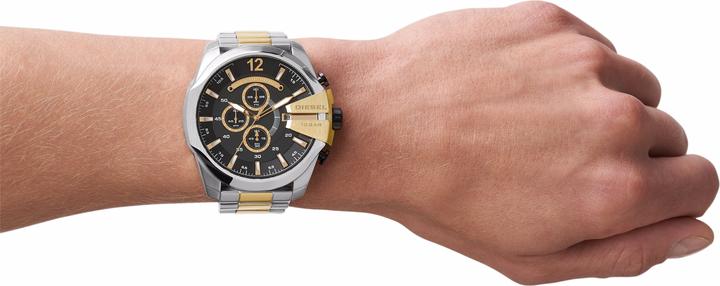 Actual product image Diesel Mega Chief (Analogue wristwatch, Chronograph, 51 mm)
