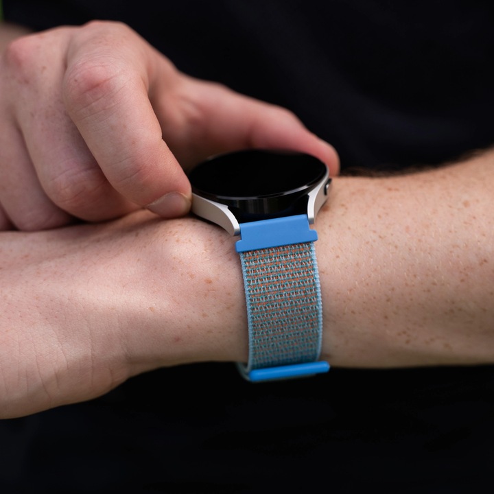 Actual product image Strap-it Bracelet (18 mm, Nylon, Venu 2S)