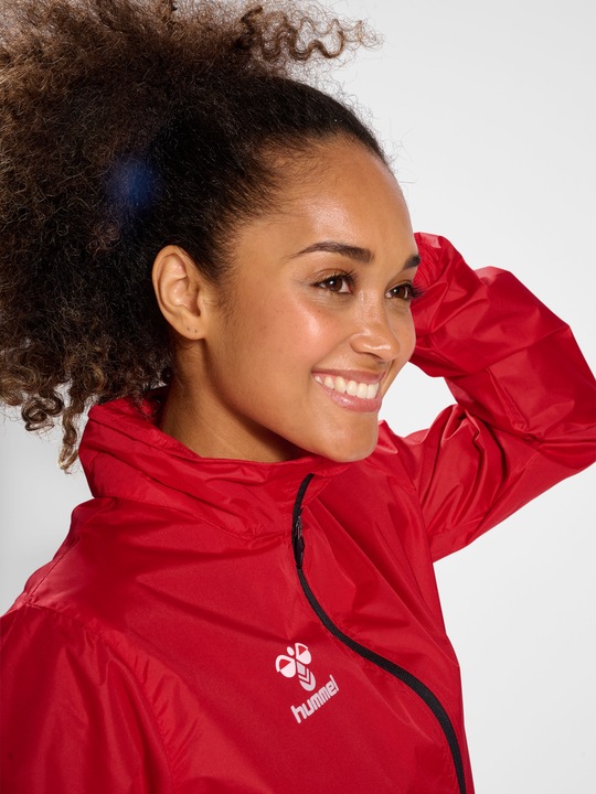 Actual product image hummel Core Xk Spray Jacket (L)
