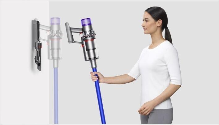 Actual product image Dyson V11 Fluffy