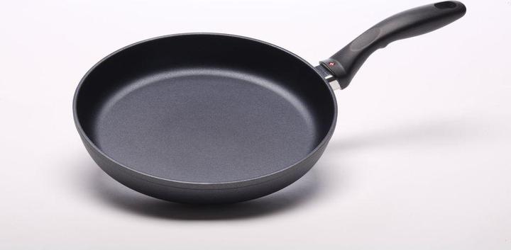 Image du produit Swiss Diamond XDClassic (Poêle à frire, Fonte d'aluminium, 26 x 8.40 cm)