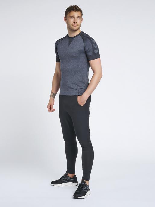 Produktbild hummel Spiro Tapered Pants (XXL)