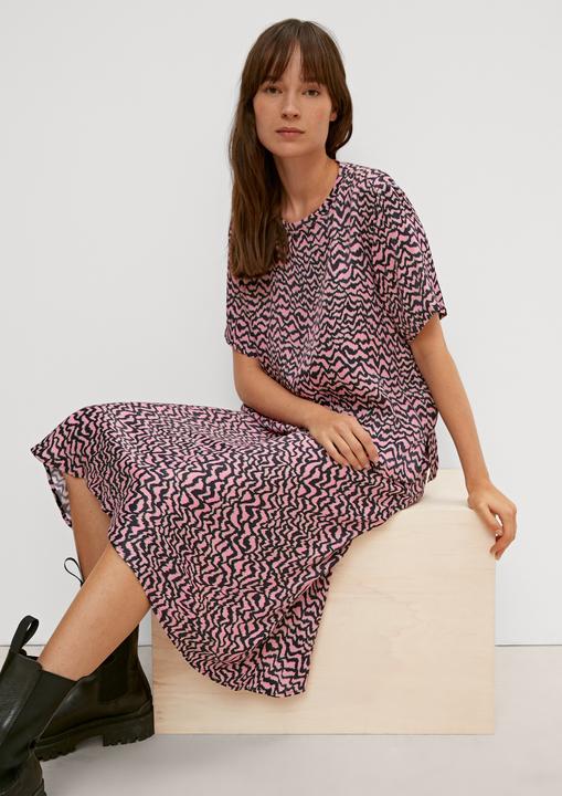 Actual product image Comma Bluse Kurzarmbluse mit Saumschlitzen (44)