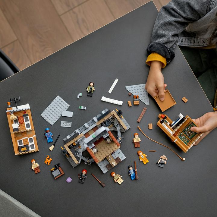 Actual product image LEGO 12 Grimmauld Place (76408, LEGO Harry Potter)