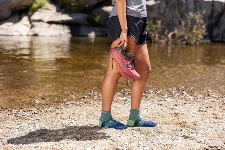 Produktbild Injinji Women's Trail Midweight Mini Crew (XS/S)