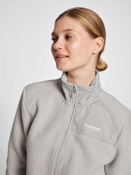 Actual product image hummel Lgc Charla Fleece Jacket (S)