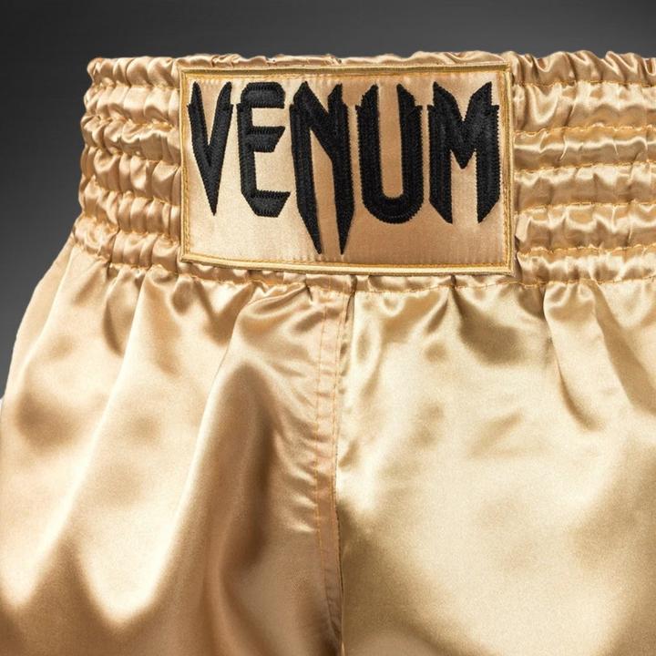 Image du produit Venum Classic Muay Thai Shorts - Gold/Black (M)