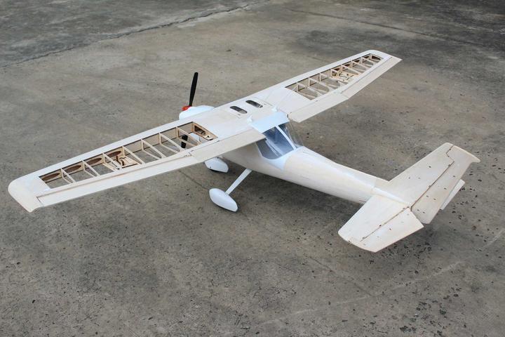 Immagine prodotto Seagull Models ( SG-Models ) Cessna 152 Aerobat 80" Master Scale Kit Holzbausatz