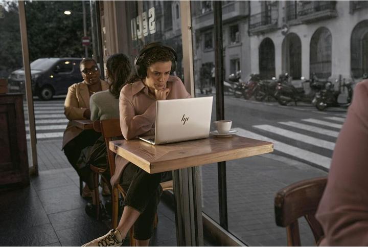 Actual product image HP 840 G11 (14", 512 GB, 16 GB, DE, Intel Core Ultra 7 265)