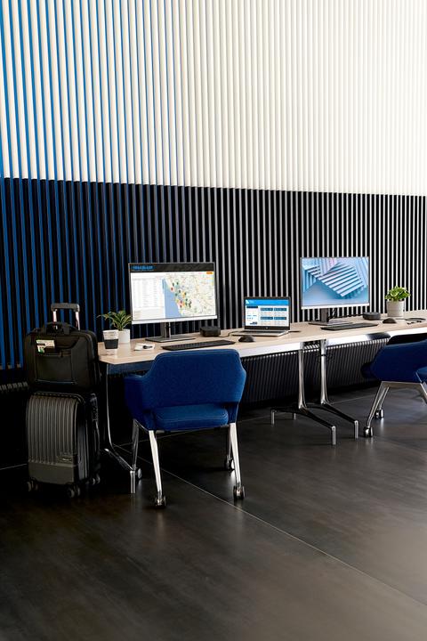 Actual product image HP Elite display E273 (1920 x 1080 pixels, 27")