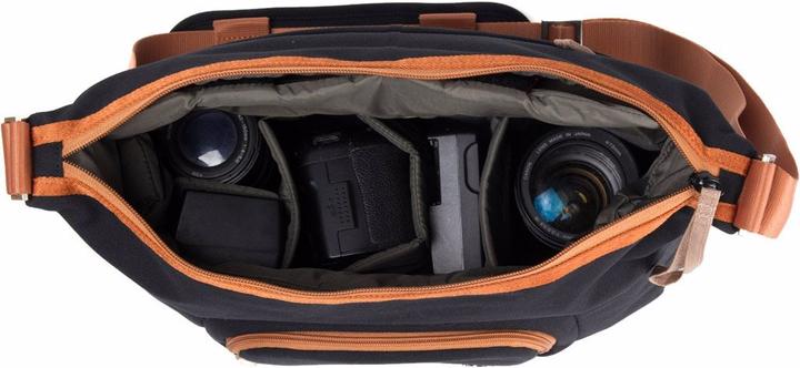 Actual product image Crumpler Doozie Camera Sling black