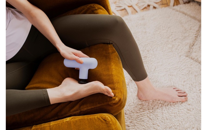 Actual product image Lola Massager - baby blue