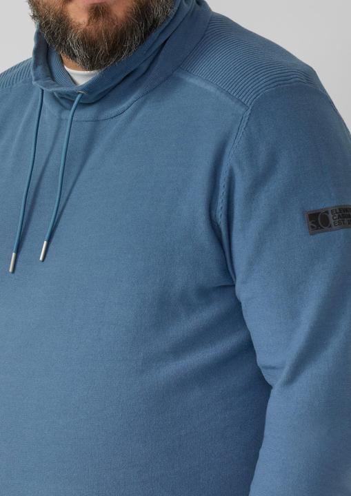 Produktbild s.Oliver Strickpullover Leichter Pullover mit Snood-Kragen und Logo-Detail (4XL)